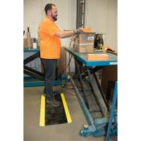 Anti-Fatigue Matting, Diamond, 1-2/3' x 3-1/4' x 3/4", Black/Yellow, Polyurethane St. Lawrence Industrial & Safety Supply