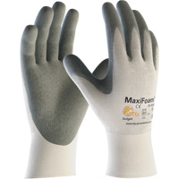 Gants en tricot sans couture de qualit&eacute; sup&eacute;rieure ATG MaxiFoam, Grand, R&ecirc;vetement Nitrile, Calibre 15, Enveloppe en Nylon St. Lawrence Industrial & Safety Supply