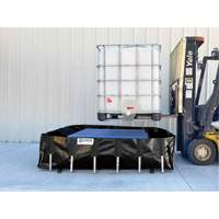 Berme de confinement des d&eacute;versements Ultra-IBC Berm, Capacit&eacute; 400 gal. US, 6' la x 6' lo x 18" h, Support en L St. Lawrence Industrial & Safety Supply