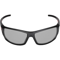 Lunettes de s&eacute;curit&eacute; performantes, Lentille Gris, Antibu&eacute;e, ANSI Z87+/R&eacute;pond ou surpasse la norme CSA Z94.3 St. Lawrence Industrial & Safety Supply