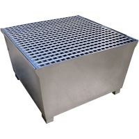 Ultra-IBC Spill Pallet en acier, Capacit&eacute; de d&eacute;versement 370 gal. US, 57,6" x 34,7" x 56,9" St. Lawrence Industrial & Safety Supply