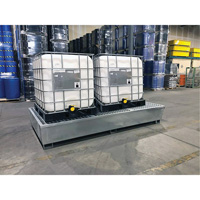 Ultra-Twin IBC Spill Pallet en acier, Capacit&eacute; de d&eacute;versement 370 gal. US, 103,8" x 26,8" x 51,1" St. Lawrence Industrial & Safety Supply