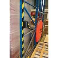 Barri&egrave;re murale magn&eacute;tique avec bande magn&eacute;tique, Plastique, Fixation magn&eacute;tique, 15', Ruban Noir et jaune St. Lawrence Industrial & Safety Supply