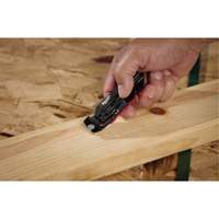 Couteau utilitaire compact pour usage multiple St. Lawrence Industrial & Safety Supply