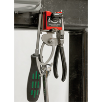 Crochets de suspension avec interrupteur, Longueur de 5-3/4", Diam&egrave;tre de 1-3/4", Capacit&eacute; de 35 lb St. Lawrence Industrial & Safety Supply