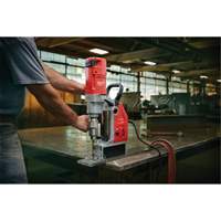 Ensemble de perceuse &eacute;lectromagn&eacute;tique, 1-1/2"/1-5/8", Pression de la pointe 600 lb St. Lawrence Industrial & Safety Supply