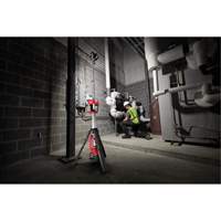 Tour d'&eacute;clairage &agrave; puissance double M18 Rocket, DEL, 2500 lumens, Boîtier en Aluminium St. Lawrence Industrial & Safety Supply