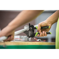 Cisaille &agrave; PVC &agrave; rochet ouverture rapide, Capacit&eacute; de 1-5/8" St. Lawrence Industrial & Safety Supply