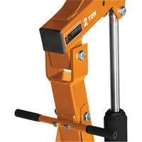 Grue escamotable pour moteur — Strongarm St. Lawrence Industrial & Safety Supply