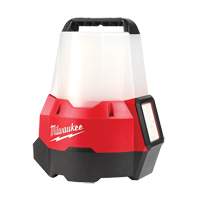 Lampe de site compacte M18 Radius, DEL, 2200 lumens, Boîtier en Plastique St. Lawrence Industrial & Safety Supply