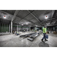 Lampe de chantier temporaire RADIUS, DEL, 130 W, 15000 lumens St. Lawrence Industrial & Safety Supply
